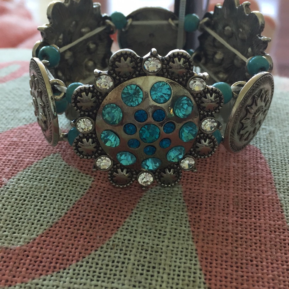 Beautiful  multi color bracelet